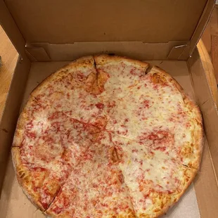 Large Plain we had delivered; so delicious and delivery was quick!