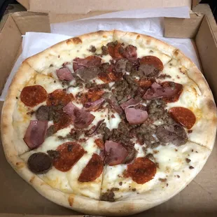 Meat Lovers: no sauce