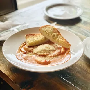 Ravioli in Rose sauce