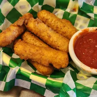 Mozzarella sticks