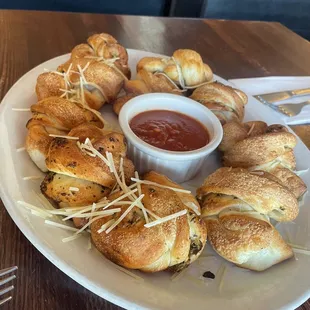 Garlic Knots