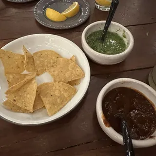 Chips & Salsa