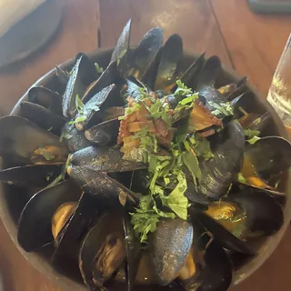 Mussels a la Diabla