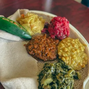 5-item Veggie Combo with Seneg Karia pepper option. Delicious!