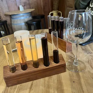 Tasting room around the back! Girls are very nice