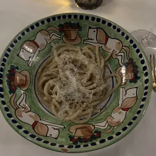 bucatini cacio e pepe