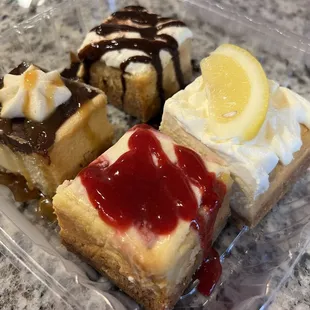 Homemade cheese cake sampler (take out)