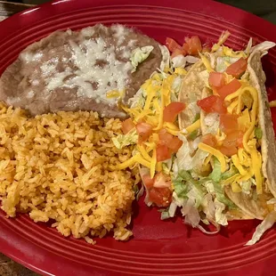 Crispy chicken tacos