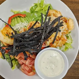 Grilled shrimps salad