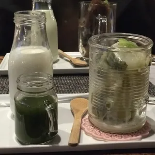 Iced Green Tea Cube Latte