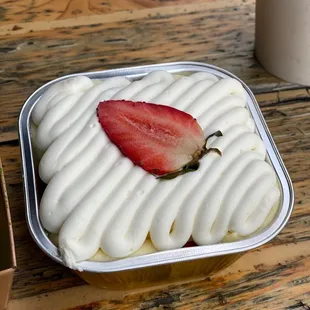 Summer Strawberry Cake