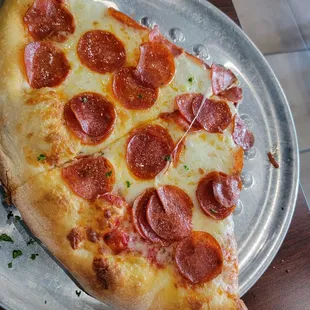 food, pizza