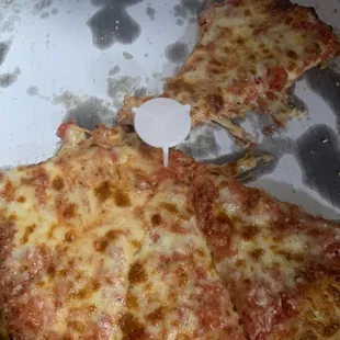 Cheese pizza