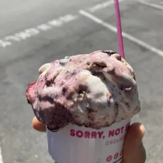 Bumbleberry Cheesecake Crumble Pint