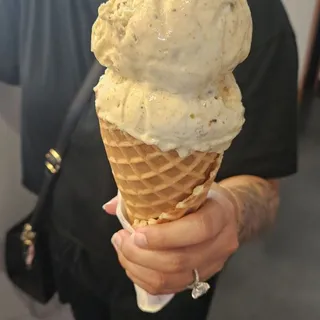 Salted Pistachio Brittle Pint