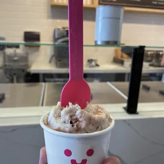 Vegan Strawberry Shortcake Pint