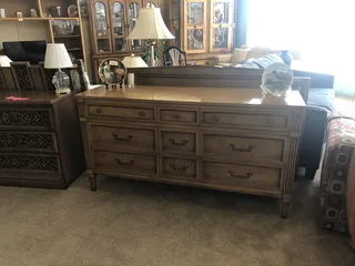 Ds Furniture Consignment & More
