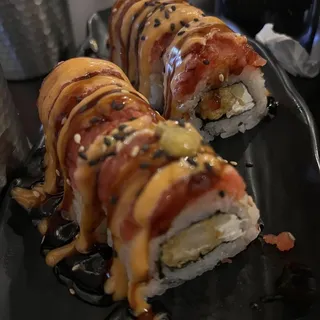 Sexy Girl Roll