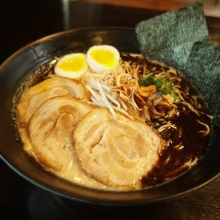 Tonkotsu Black Garlic Ramen