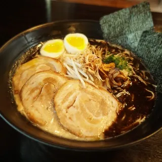 Tonkotsu Black Garlic Ramen