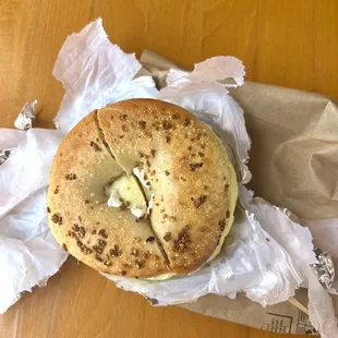 Garlic bagel