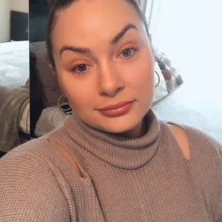 Stefanie J.