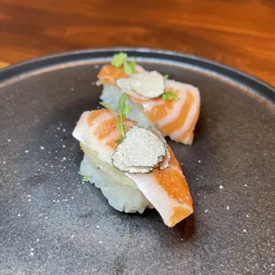 Premium Omakase (June 22, 2022): potato chip nigiri (a little too salty for my taste)