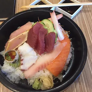 Jr Chirashi bowl!  So fresh!!
