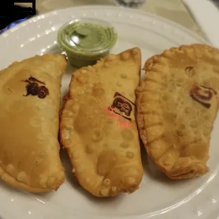 Chicken, beef &amp; spinach empanadas with a cilantro garlic dipping sauce