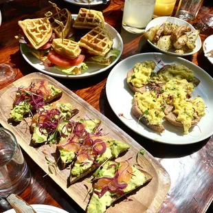 food, oysters and mussels