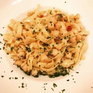 pasta dish, pasta, food