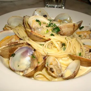 Linguine with Manila Clams