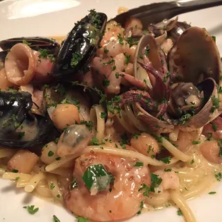 Linguine with Seafood