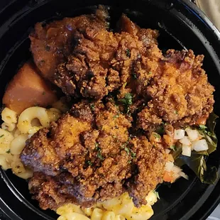 food, chicken wings and fried chicken