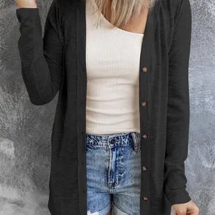 Black cardigan. Great staple piece for your wardrobe.