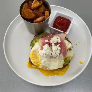 Avocado toast with roasted potatoes