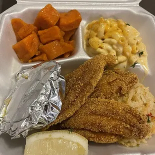 food, chicken wings and fried chicken