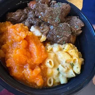 Beef tips, yams, mac