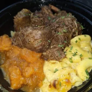Beef tips, yams, mac and cheese