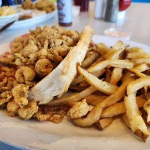 Crawfish Po' Boy, Fries