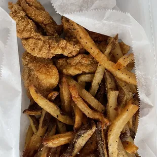 Kids fried catfish bites n fries
