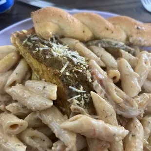 Curry Salmon &amp; Alfredo Pasta