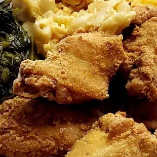 Fried chicken Mac and cheese greens and black eyes peas