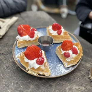 Waffle &amp; Berries