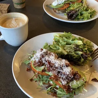 Avo & Egg Toast