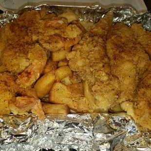 a pan of fried fish