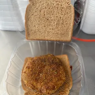 Crab Cake with or with bread