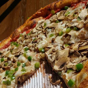 Veggie pizza minus the olives