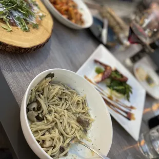 Linguine with black truffle