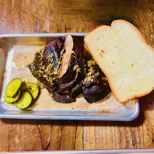 very smoky and meaty BBQ mushrooms